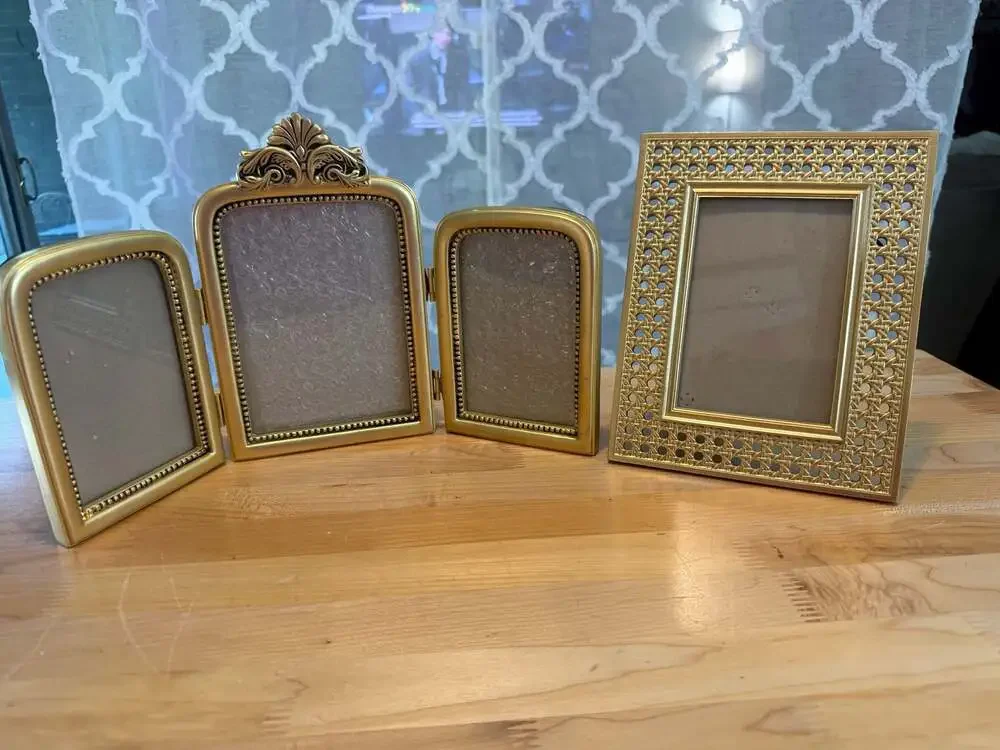Nicole Miller Home Gold Finish Frame Set